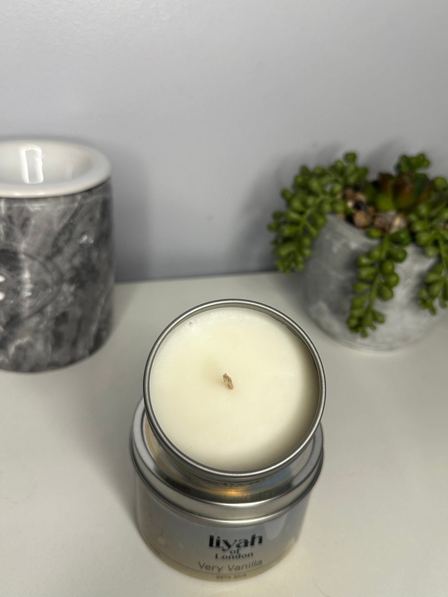 Very Vanilla Small Candle Tin