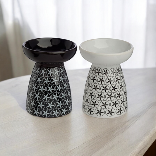 Black & White Floral Pattern Wax Warmer